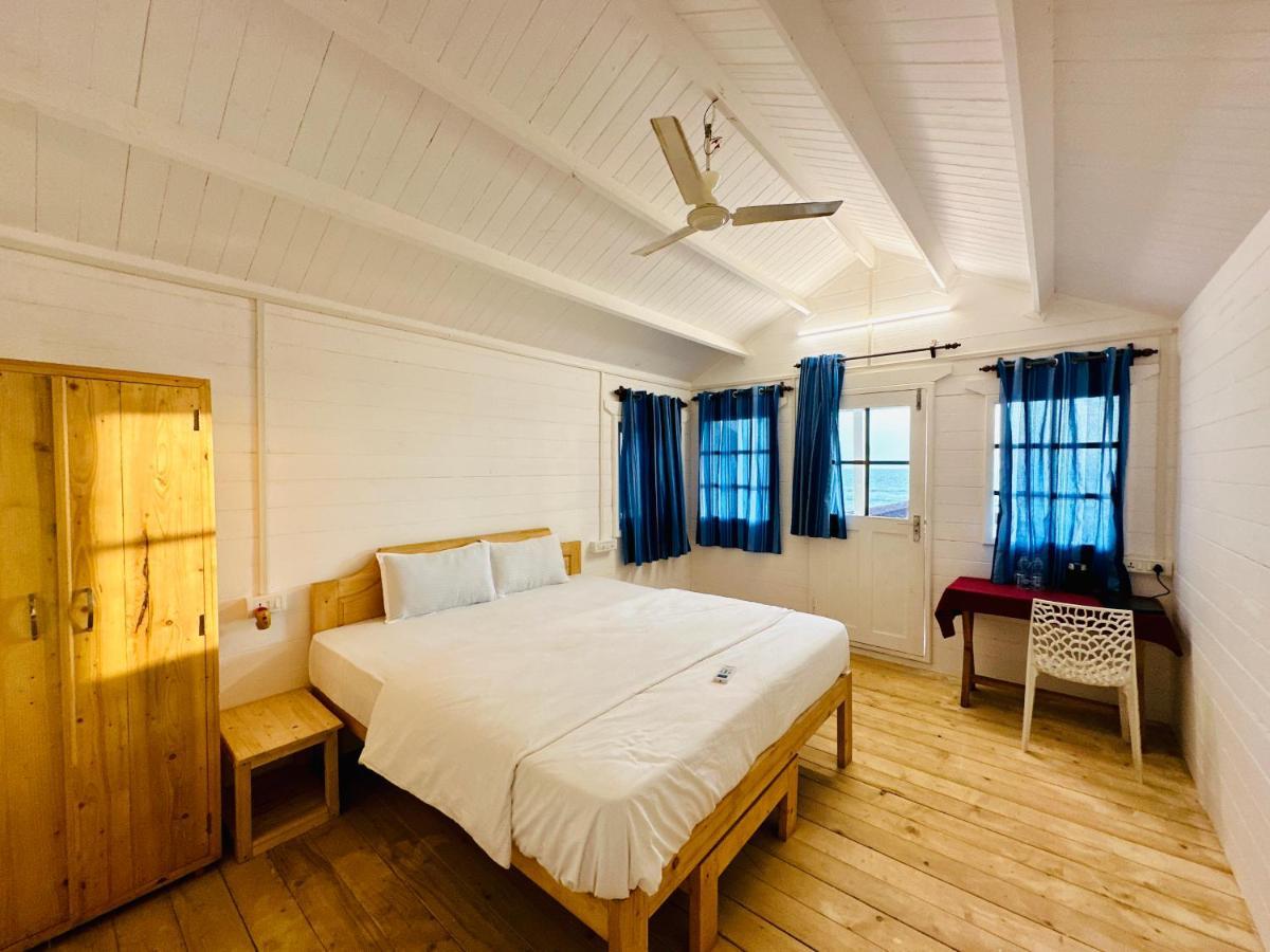 Cocos Beach Resort Palolem Bagian luar foto